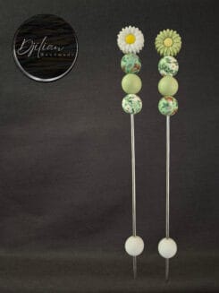 Groene en witte bloem