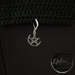 Pentagram met een nieuwe maan